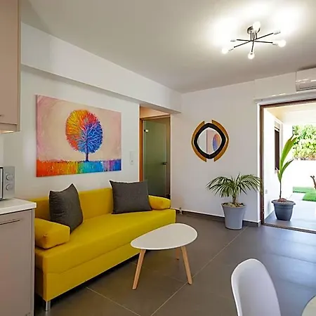Coconut Palm Paradise Hotel